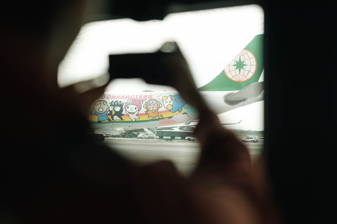 成龙有望回港拍新片，方案协作杨紫琼